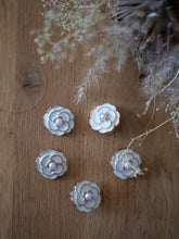 Charger l'image dans la galerie, Bouton fleur &amp; perle