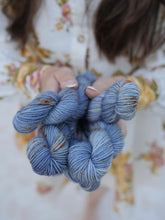 Charger l'image dans la galerie, Club du mois d'août - Coloris inédit "Le jean de mon amoureux"