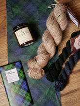 Charger l'image dans la galerie, Kit chaussettes Mystery KAL