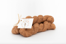 Charger l&#39;image dans la galerie, Echeveau Iris - Caramel au beurre salé