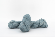 Charger l&#39;image dans la galerie, Echeveau Aphrodite DK - Douceur matinale