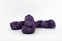 Charger l&#39;image dans la galerie, Echeveau Aphrodite DK - Une iris dans l&#39;univers
