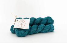 Charger l&#39;image dans la galerie, Commande couleur personnalisée - Iris DK