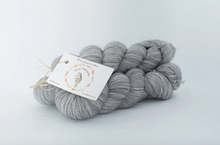 Charger l&#39;image dans la galerie, Commande couleur personnalisée - Iris DK