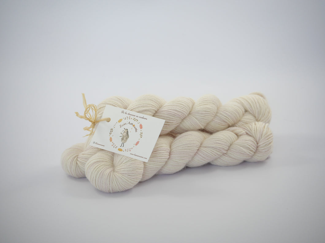 Echeveau Aphrodite DK - Une glace ? Vanille, Fraise!