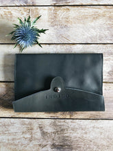 Charger l&#39;image dans la galerie, Pochette à aiguilles interchangeables en cuir Grise