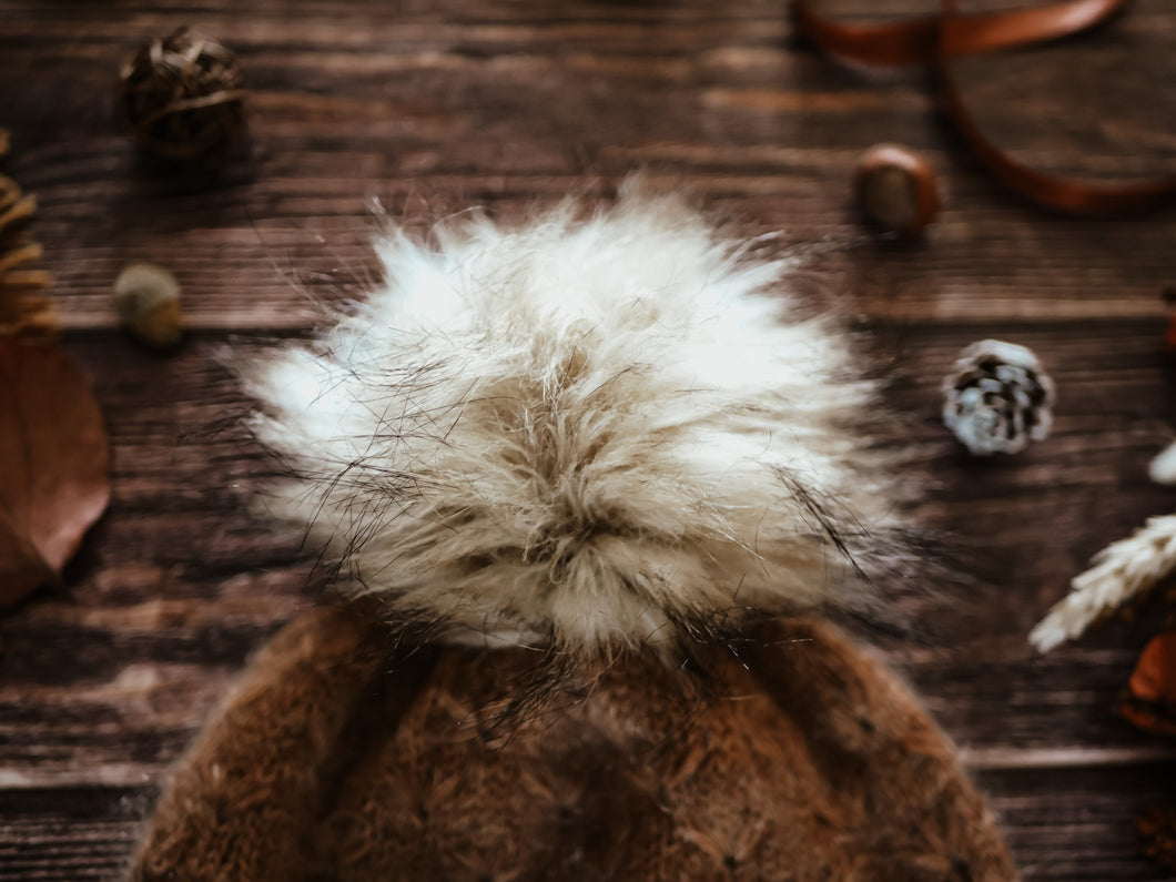 Pompon lapin blanc en fausse fourrure
